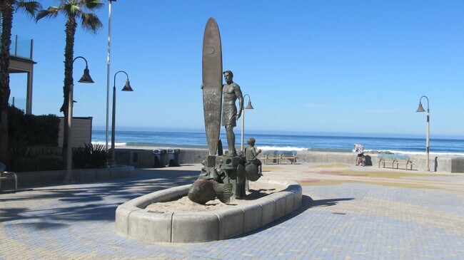 Foto del edificio - 1 bedroom Condo steps from the beach