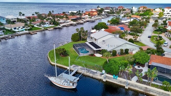 Building Photo - 5060 Porpoise Pl