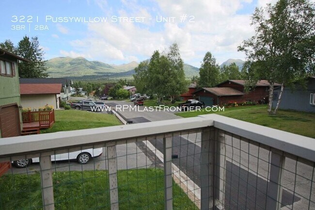 Foto del edificio - 3221 Pussywillow St