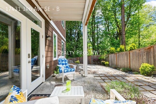 Photo - 17431 3rd Ave SE House