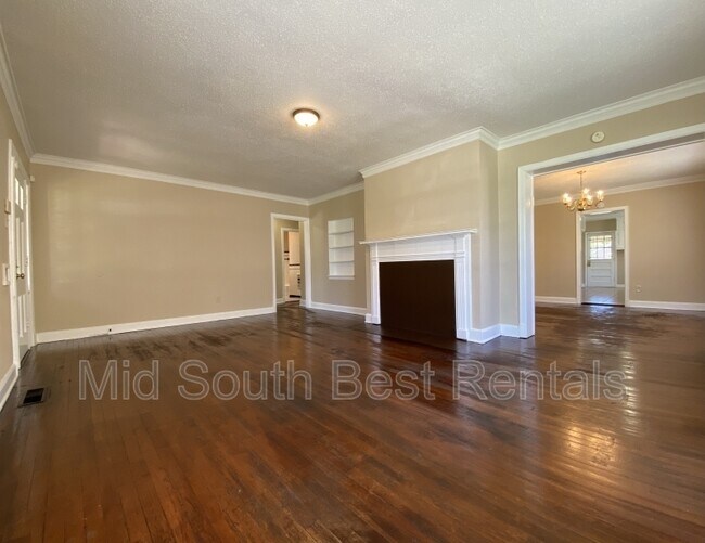 Building Photo - 1069 N Belvedere Blvd