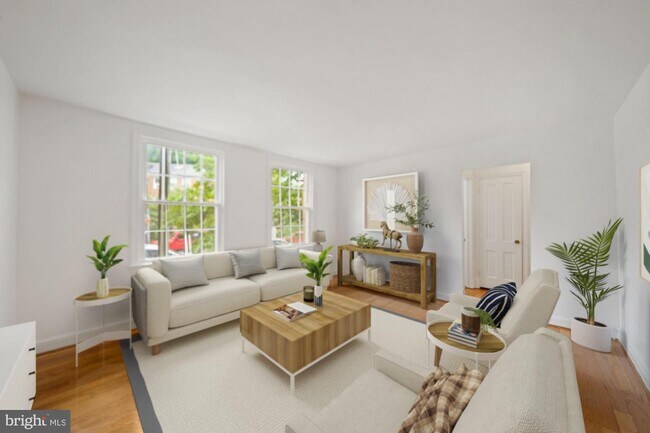 Building Photo - 2714 Ordway St NW