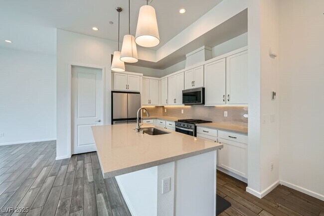 Foto del edificio - 11821 Stone Run Ave