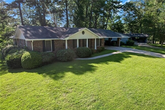 Building Photo - 2641 Black Forest Trail SW
