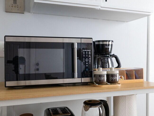 Foto del edificio - 168 School St