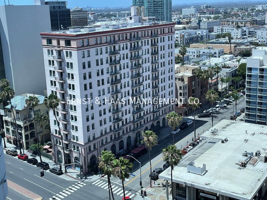 Photo - 455 E. Ocean Blvd.-#1008