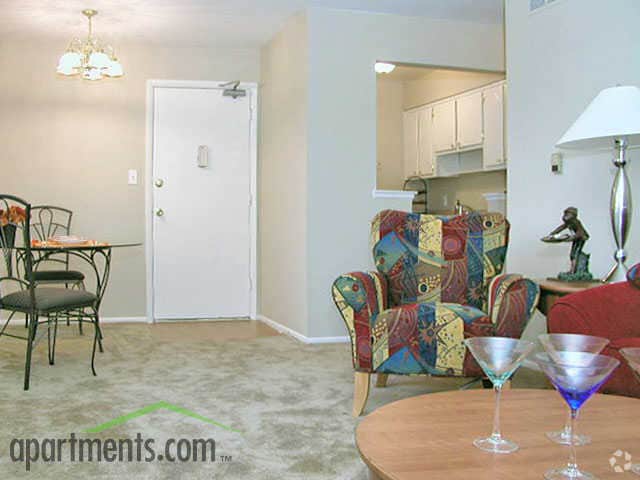 Living Room - Regency Arms