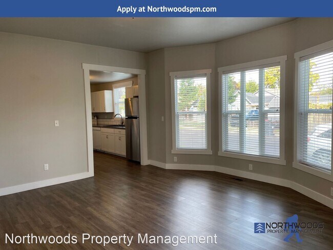 Building Photo - 2 br, 1 bath House - 402 Newtown