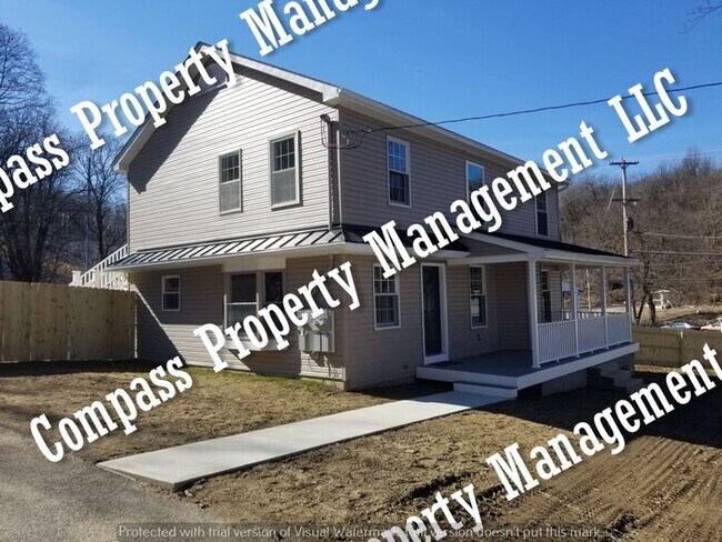 Building Photo - $1795 - $300 OFF MOVE IN SPECIAL!!! 3 Bed,...