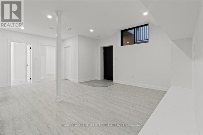 Building Photo - 253 Federal St