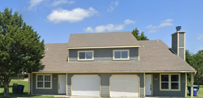 Building Photo - 3910 Overland Cir