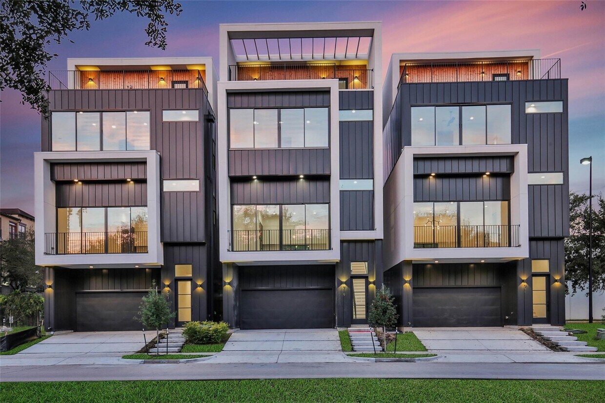 Foto principal - 709 Memorial Heights Dr