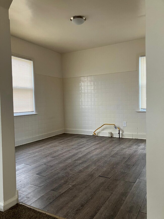 Building Photo - 20193 Concord St