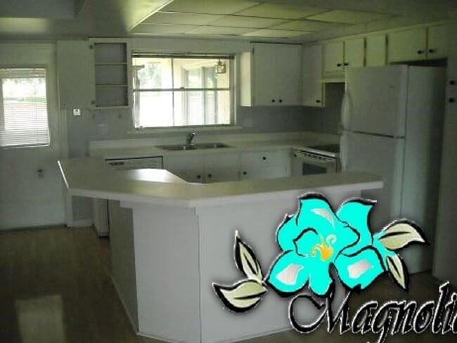 Building Photo - Dr. Phillips 4 Bedroom 2 Bathroom,