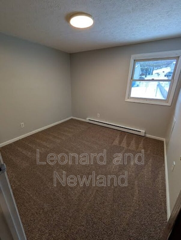 Building Photo - 216 Patricia Dr