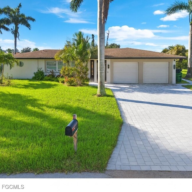 Foto del edificio - 2232 SE 27th St