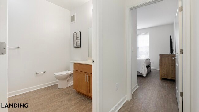 Foto del edificio - 909 Mansion Dr