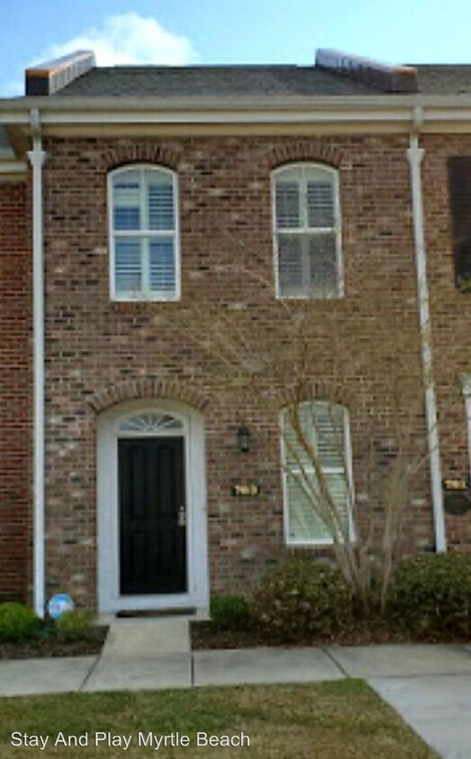 Primary Photo - 790 Howard Ave