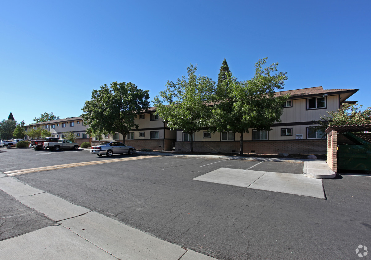 Foto del edificio - Hawk View Apartments