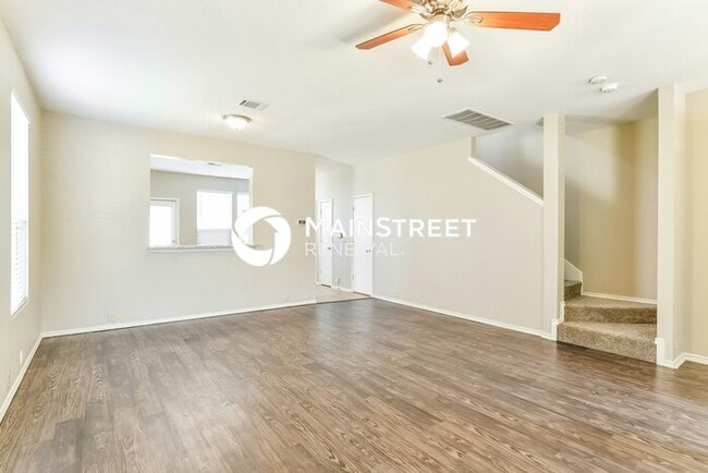 Foto del edificio - 6007 Midcrown Dr