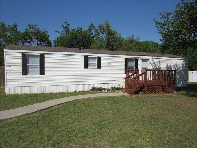 Foto del edificio - 2007 Sumac Ln