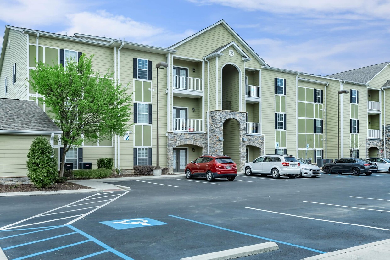 BIENVENIDO A TU NUEVO HOGAR EN MONARCH APARTMENTS EN CHATTANOOGA, TENNESSEE - Monarch Apartments