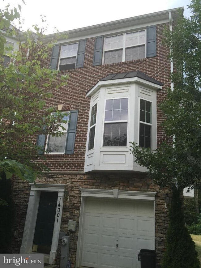 Building Photo - 14001 Castle Ridge Way