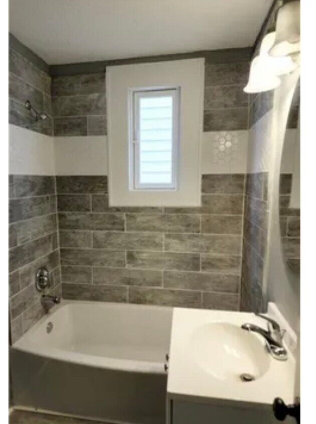 Foto del edificio - 1204 N Dearborn St