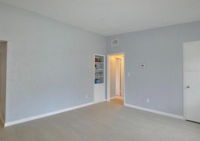 Foto del edificio - 1332 Hillcrest Dr
