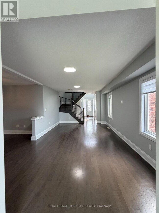 Photo du bâtiment - 90 Morrison Ave