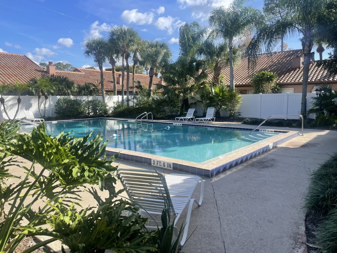 piscina comunitaria - 609 Trinidad Ct