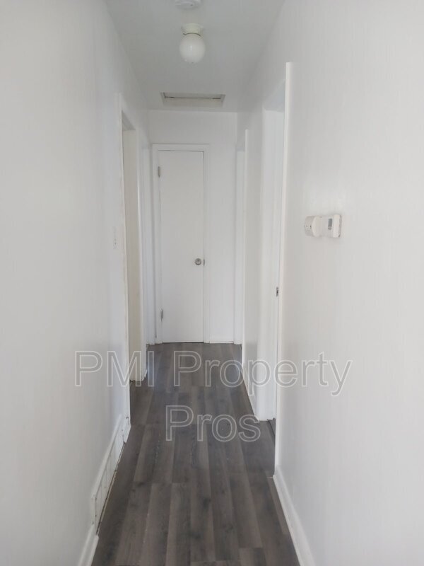 Foto principal - 5658 N 61st St