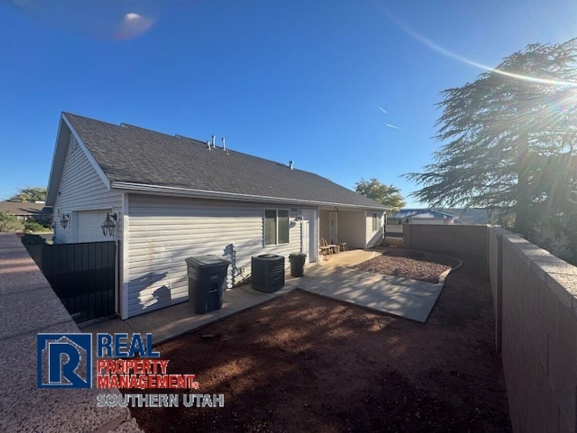 Building Photo - Santa Clara Home