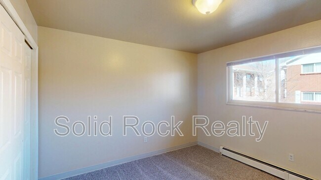 Building Photo - 1801-2 Eagle View Drive