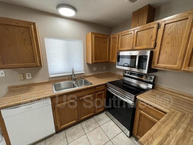 Foto del edificio - 3619 Gem St