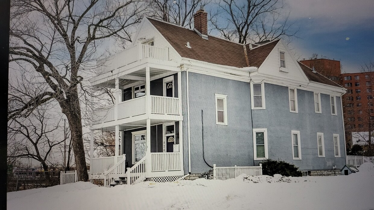 Foto del edificio - 926 13th Ave S