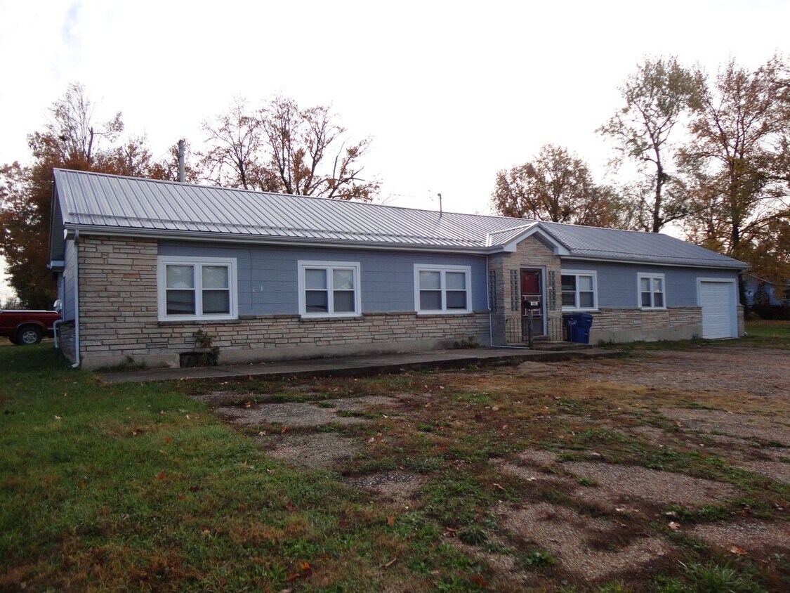Foto principal - 400 S Pershing St