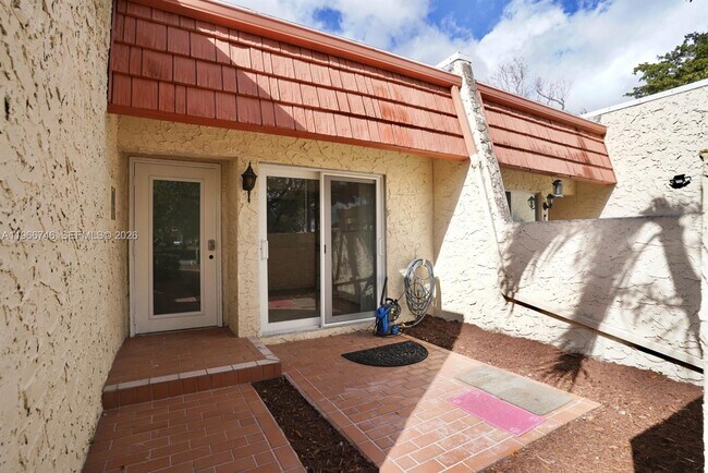 Building Photo - 6555 NW 99th Ave