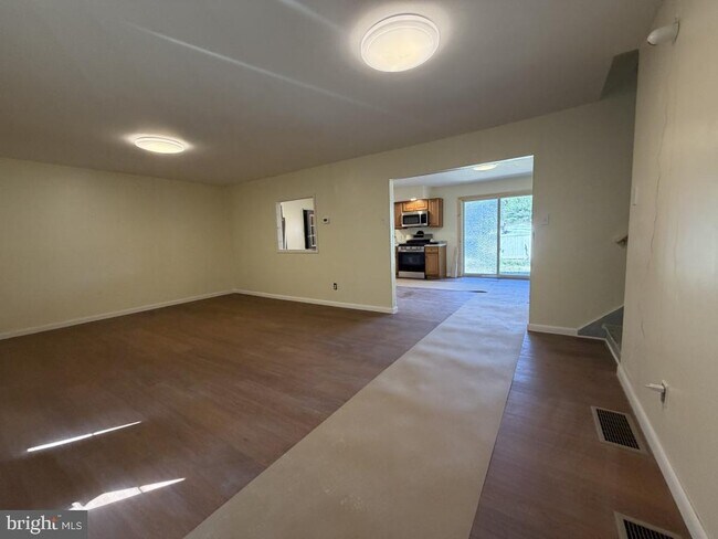 Foto del edificio - 322 W Nicholson Rd