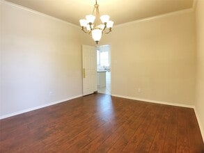 Building Photo - 6323 Sunset Cove Ln