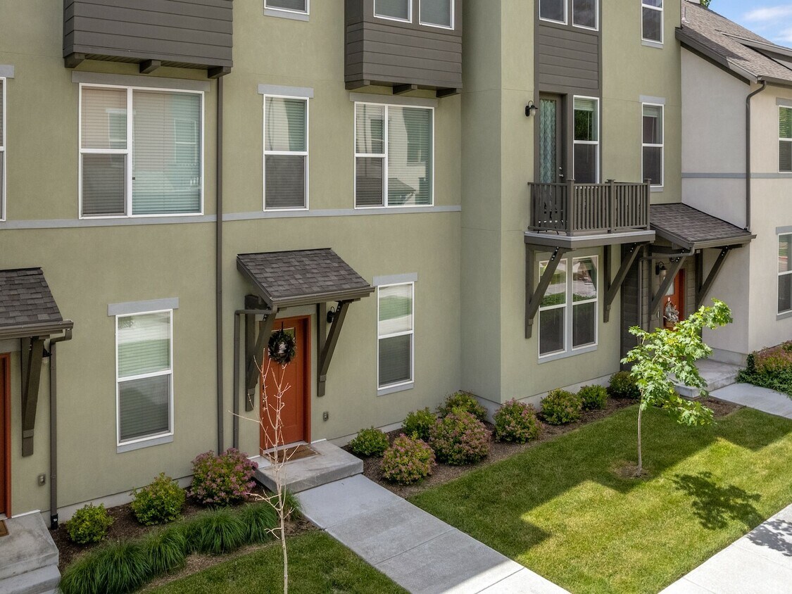 2140 N 725 W, Layton, UT 84041 Townhome Rentals in Layton UT