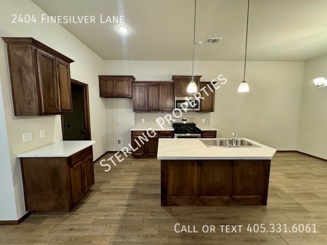 Building Photo - 2404 Finesilver Ln
