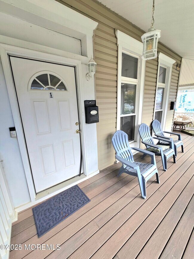 Foto del edificio - 305 3rd Ave