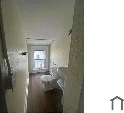 Foto del edificio - 1231 W 5th St