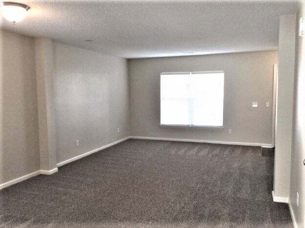 Foto del edificio - 140 Wildberry Lane