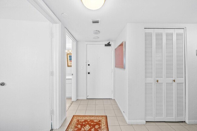 Building Photo - 3560 S Ocean Blvd
