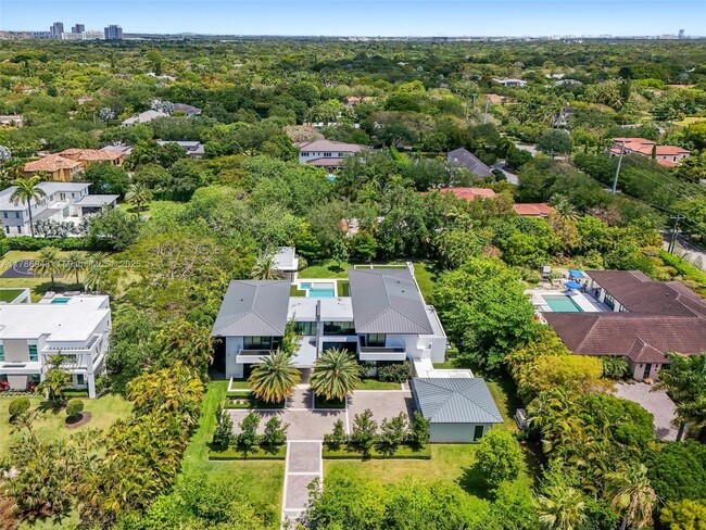 Foto del edificio - 6255 SW 110th St