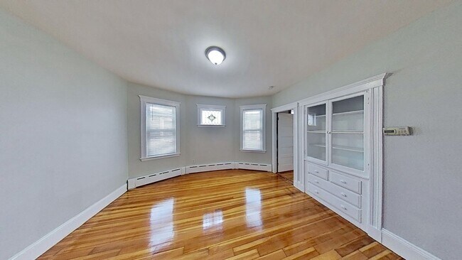 Foto del edificio - 152 Minot St