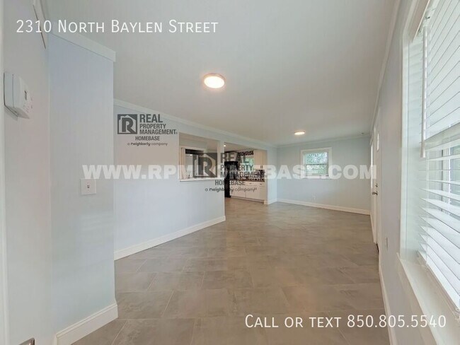 Foto del edificio - 2310 N Baylen St