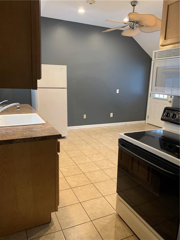 Foto del edificio - 59 Hartford Pike